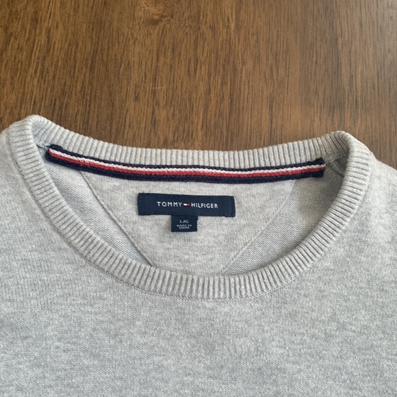 Tommy Hilfiger Long Sleeve Knit Preppy Crewneck Sweater Women's Size Large. - Picture 4 of 6
